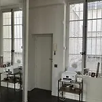 Marais Beaux Volumes Et Clarte