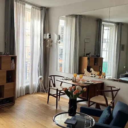 Marais Beaux Volumes Et Clarte 公寓