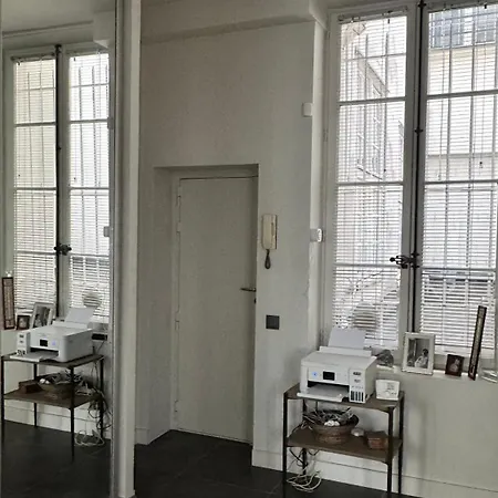 Marais Beaux Volumes Et Clarte